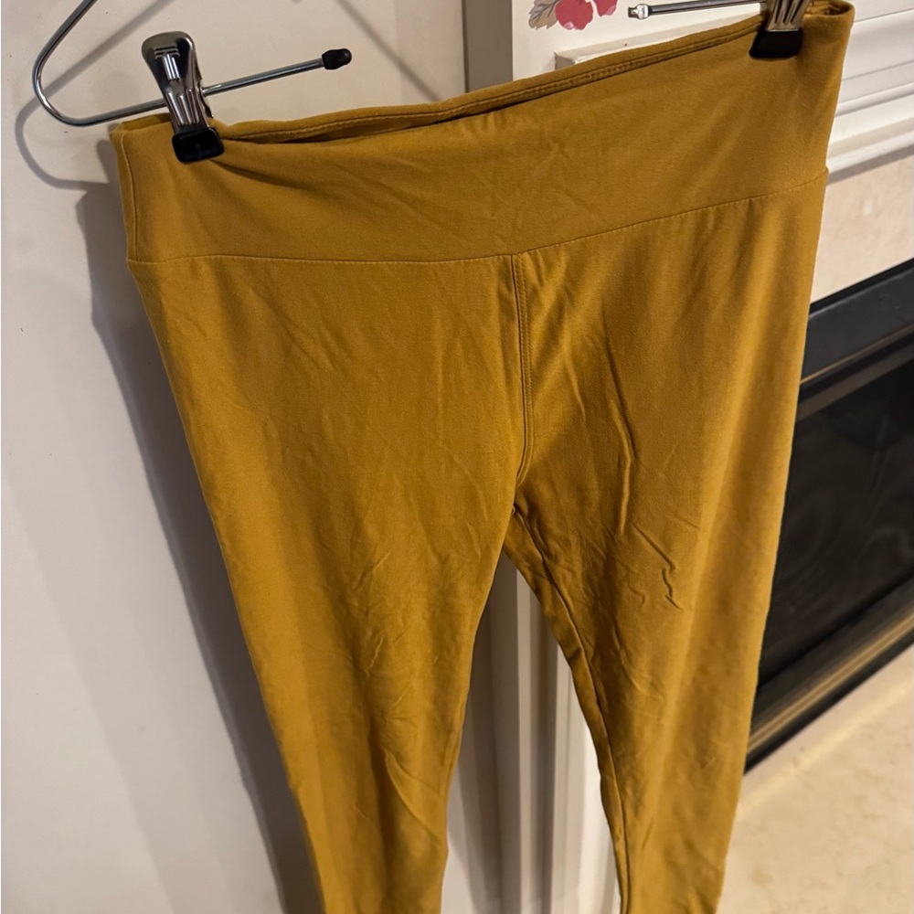Lularoe women's leggings, yellow, one size